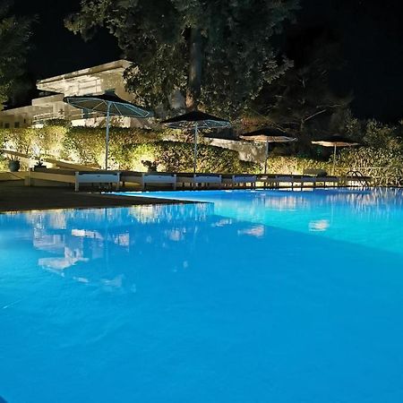 יאליסוס Trees Art Hotel מראה חיצוני תמונה