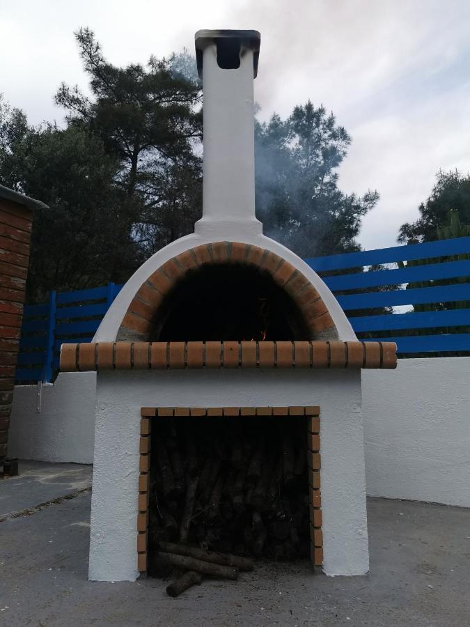 יאליסוס Trees Art Hotel מראה חיצוני תמונה