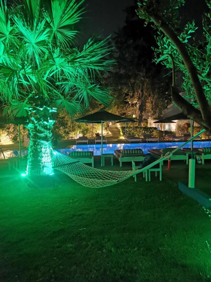יאליסוס Trees Art Hotel מראה חיצוני תמונה